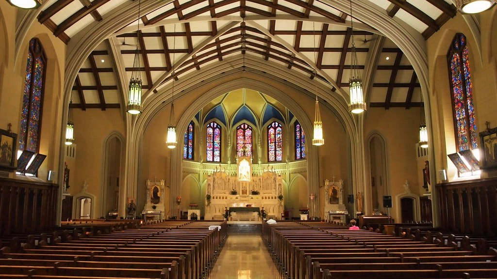 st-wenceslaus-church-chicago A view of the altar and seating area at St Wenceslaus Church in Chicago's Avondale neighborhood - funeral celebrations are peaceful and serene